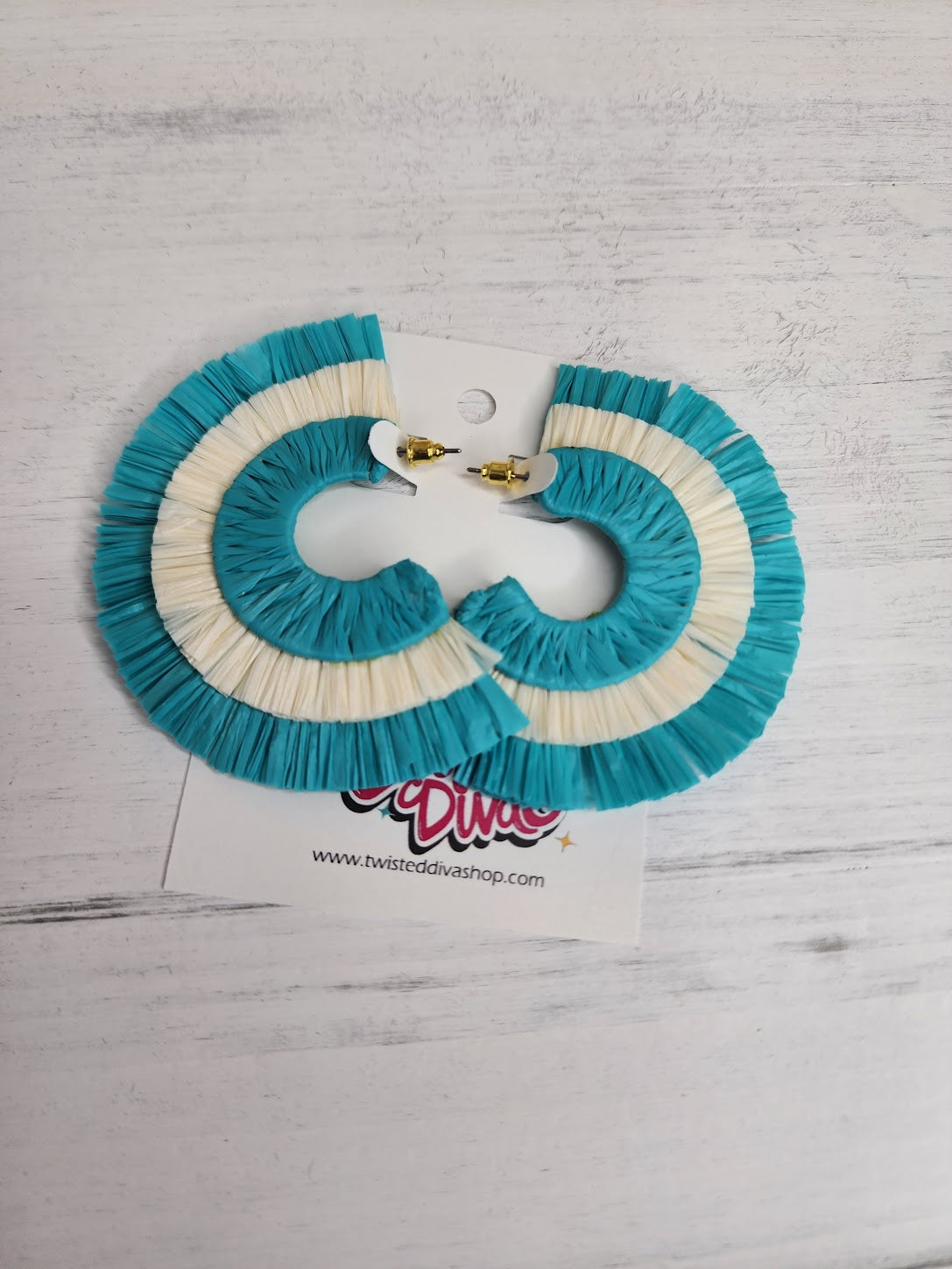 Fan me Under the Palm Trees Earrings in Turquoise